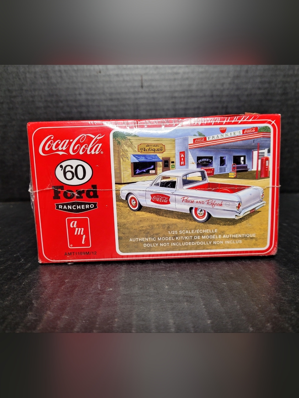 AMT 1960 Ford Ranchero Coca Cola Delivery Vehicle 1/25th Scale